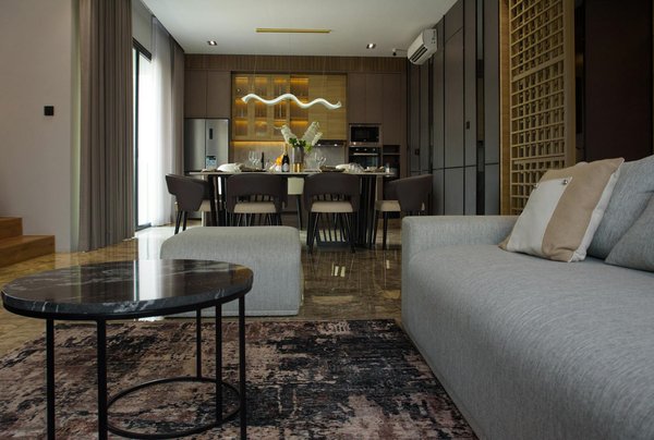 Transform your workout with a weighted hula hoop