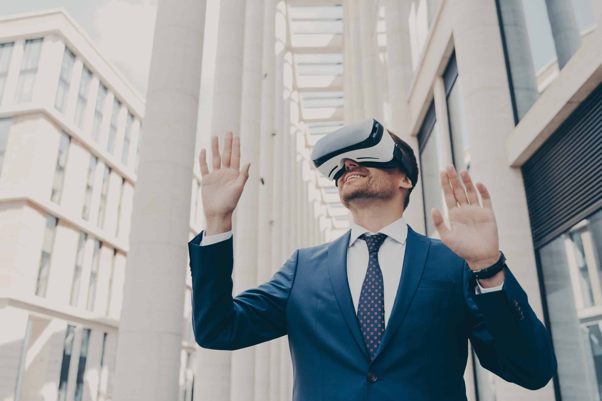 How to Use Augmented Reality for Enhanced Museum Experiences in the UK ...